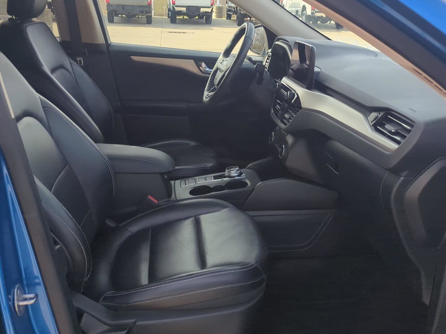 Used 2020 Ford Escape SEL FWD image 30