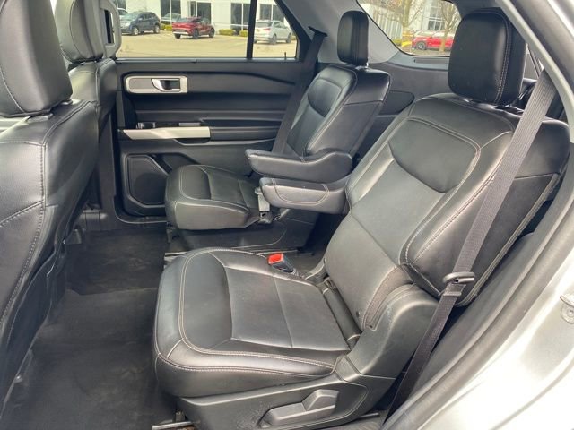 Used 2022 Ford Explorer Limited image 20