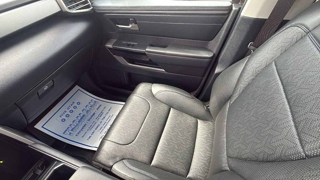 Used 2022 Toyota Tundra Limited image 13