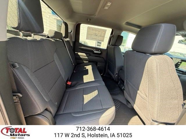 New 2026 Chevrolet Silverado 1500 LT w/ Z71 Off-Road Package AWD/4WD image 13