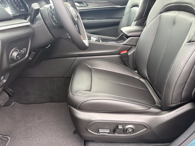 New 2027 Jeep Grand Cherokee L Limited AWD/4WD image 10