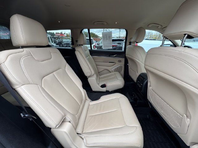 Used 2021 Jeep Grand Cherokee L Limited AWD/4WD image 9