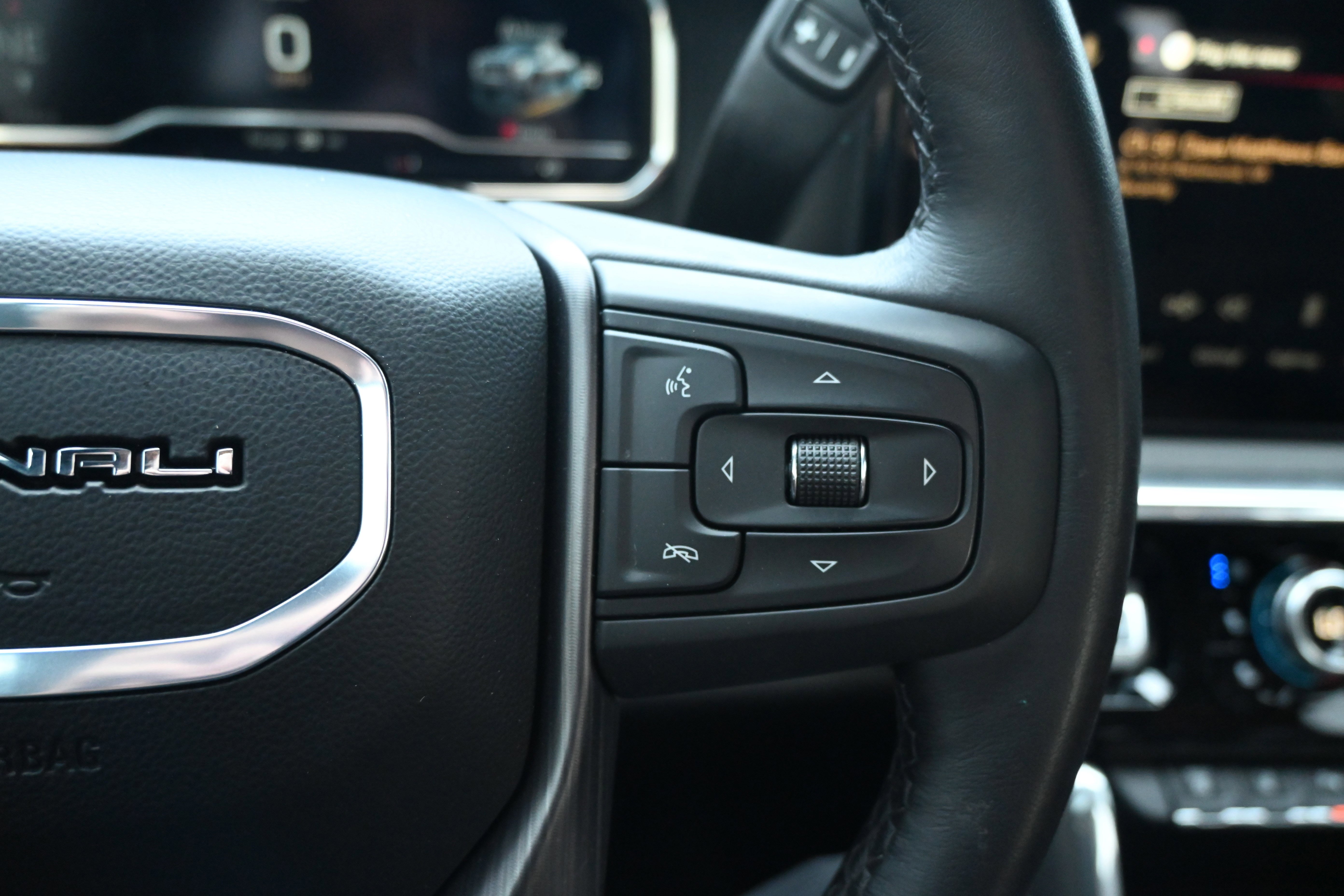 Used 2025 GMC Sierra 2500 Denali Ultimate w/ Max Trailering Package image 34