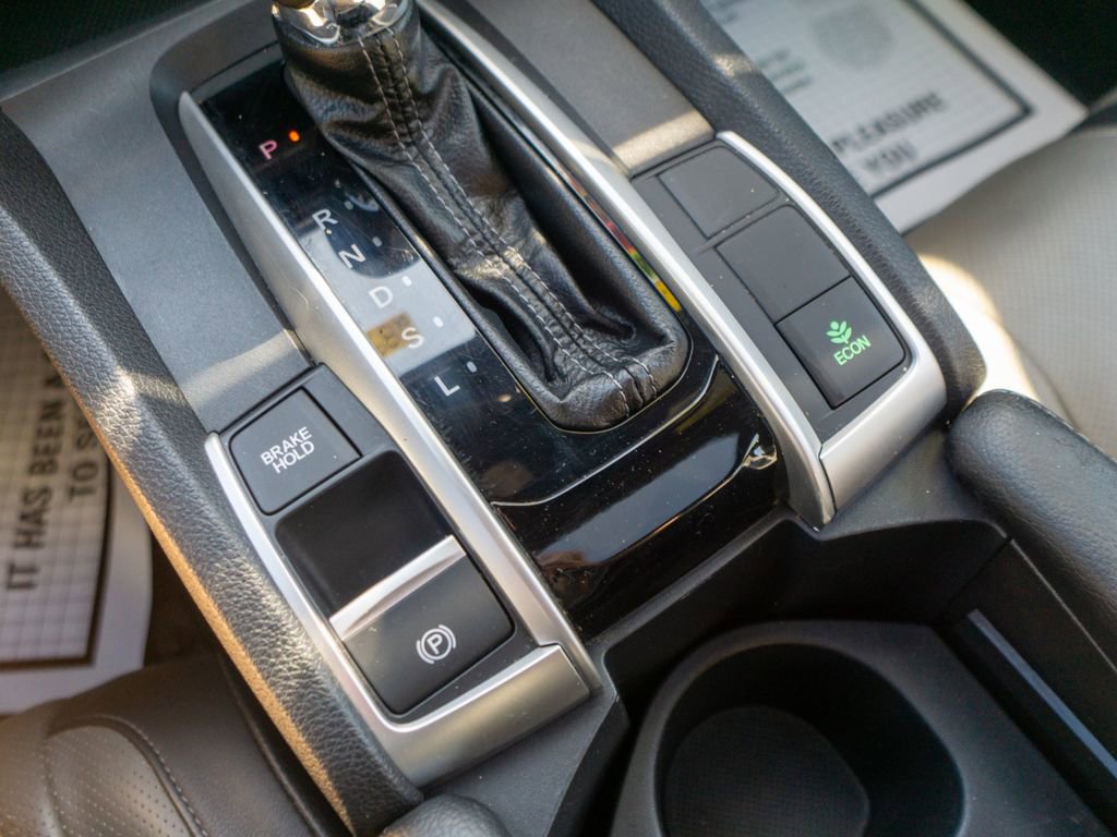 Used 2017 Honda Civic Touring image 26