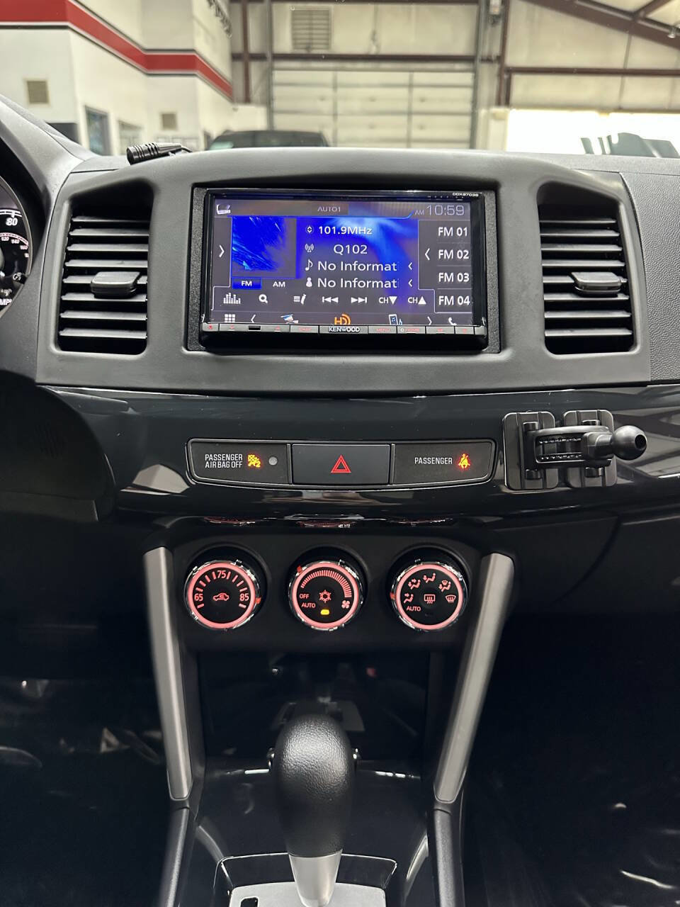 Used 2016 Mitsubishi Lancer ES image 28