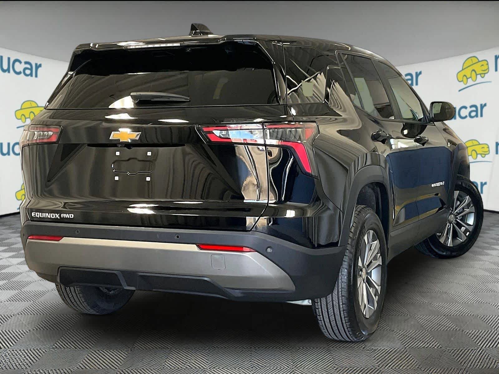 Used 2026 Chevrolet Equinox LT w/ Convenience Package II AWD/4WD image 6