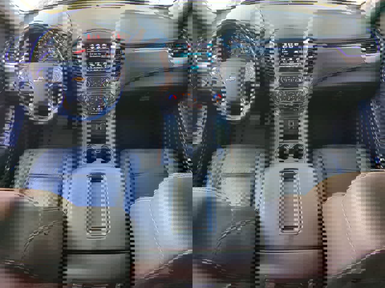 Used 2018 Chevrolet Tahoe LT w/ RST Edition image 14