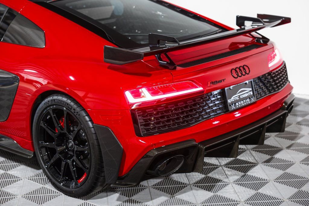 Used 2023 Audi R8 V10 GT RWD image 16