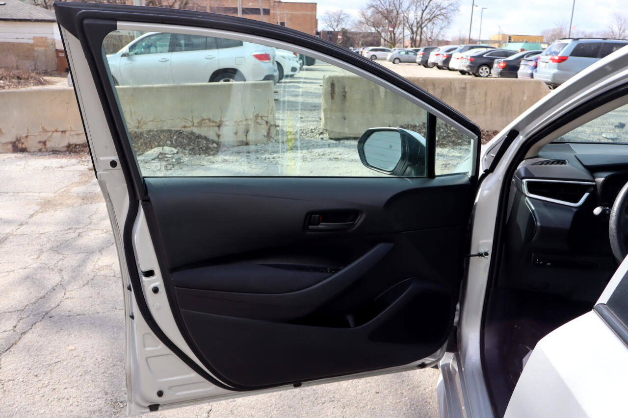 Used 2024 Toyota Corolla LE image 11