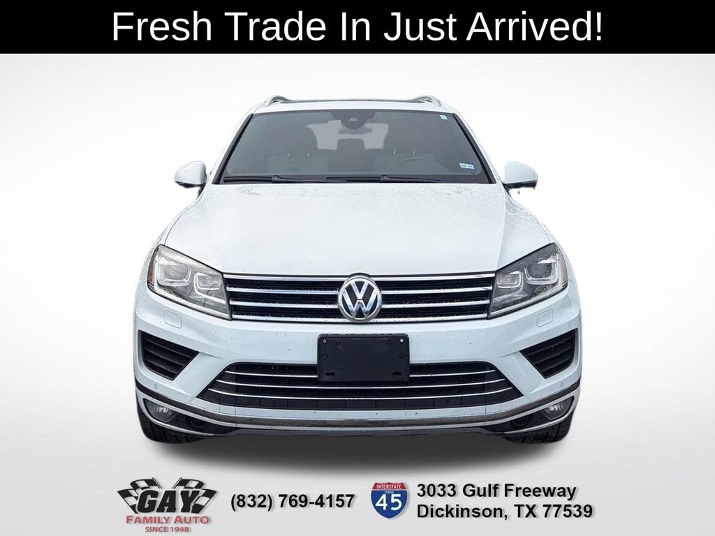 Used 2017 Volkswagen Touareg Wolfsburg Edition AWD/4WD image 2