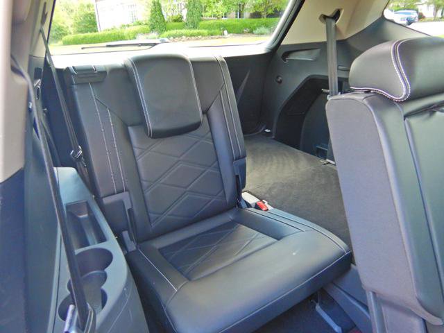 Used 2025 Volkswagen Atlas SE AWD/4WD image 16