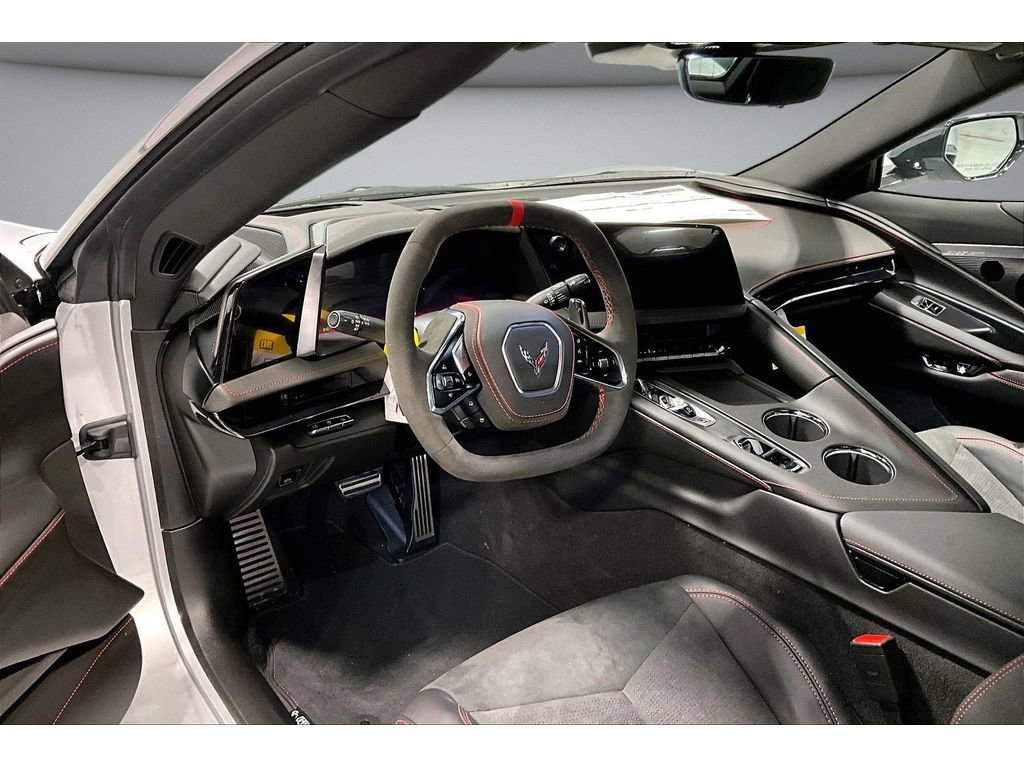 New 2026 Chevrolet Corvette 2LT w/ Stealth Interior Trim Package image 7