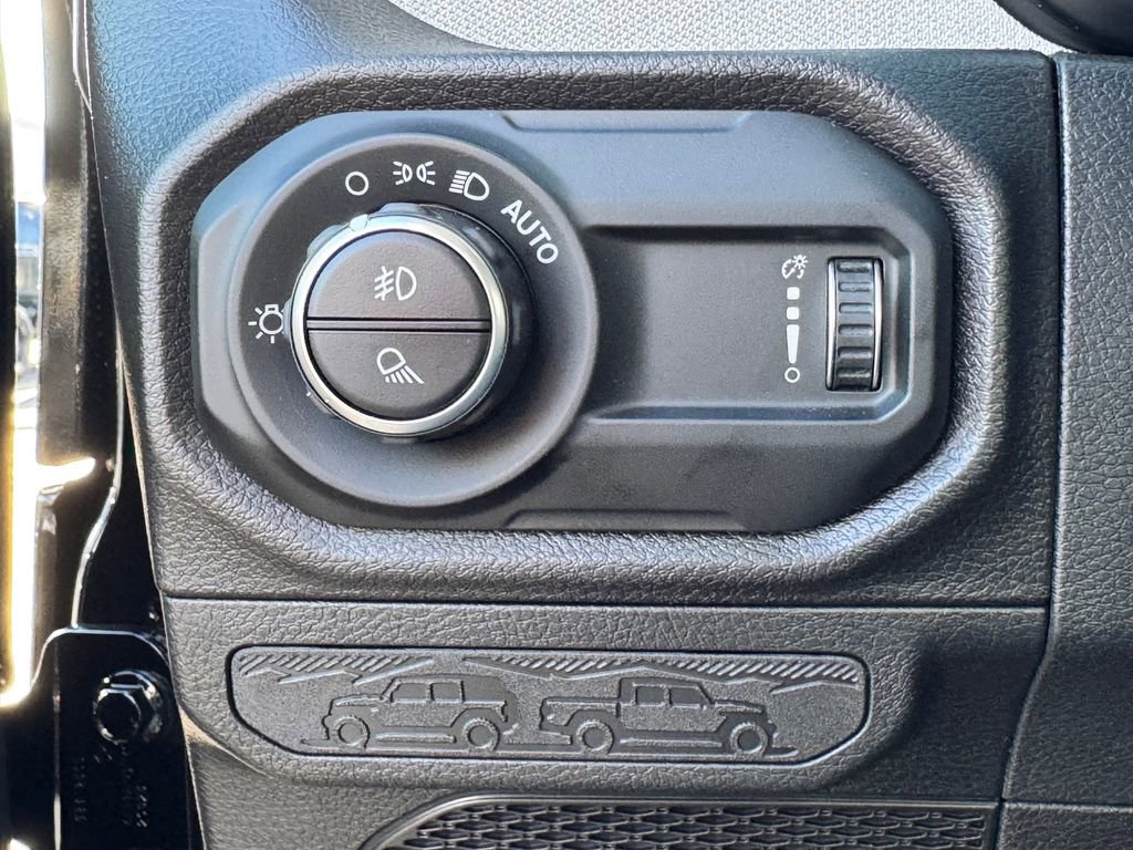 New 2026 Jeep Gladiator Sport AWD/4WD image 24