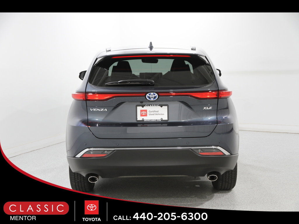 Certified 2024 Toyota Venza XLE image 22