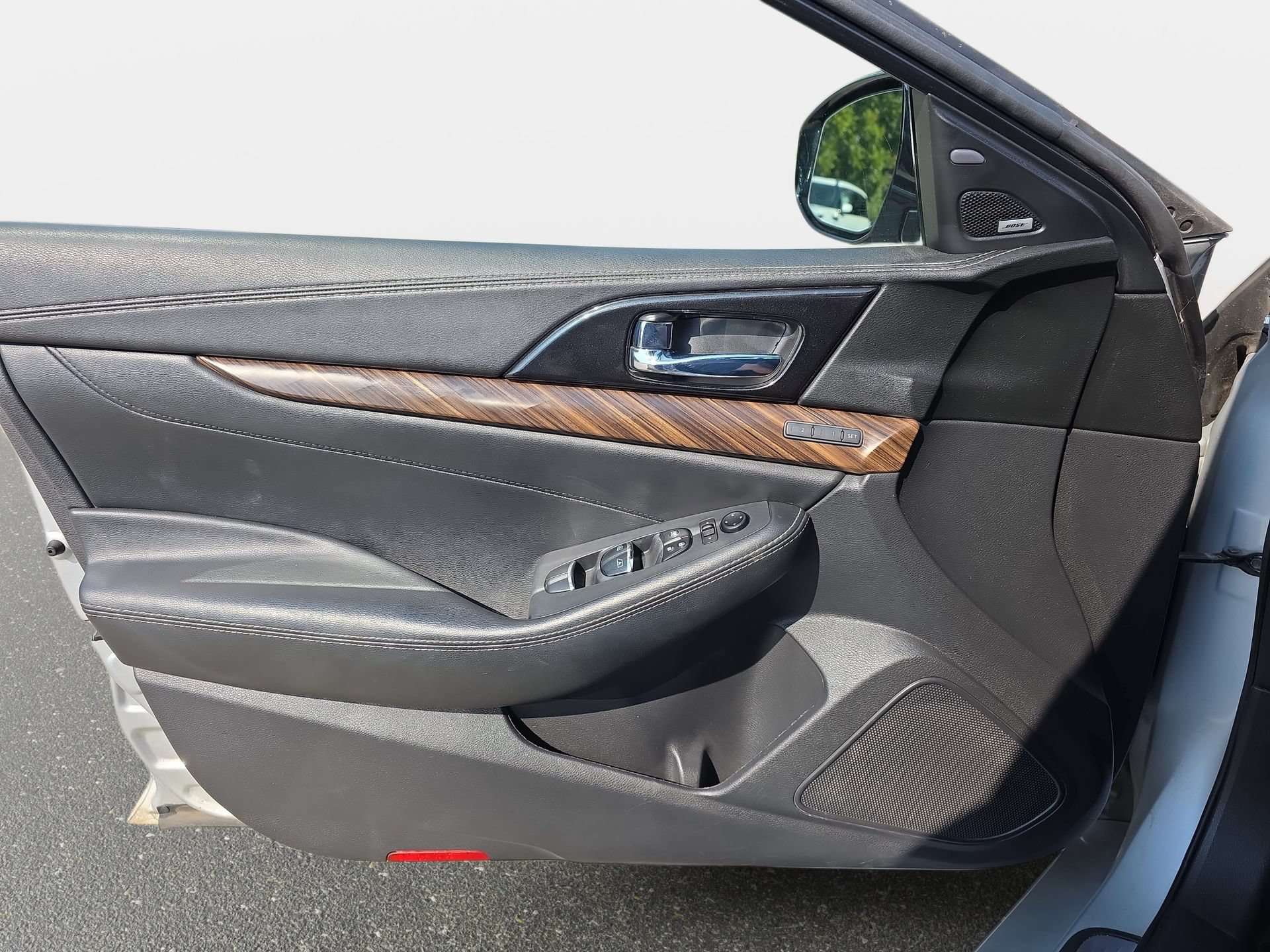 Used 2018 Nissan Maxima Platinum FWD image 25