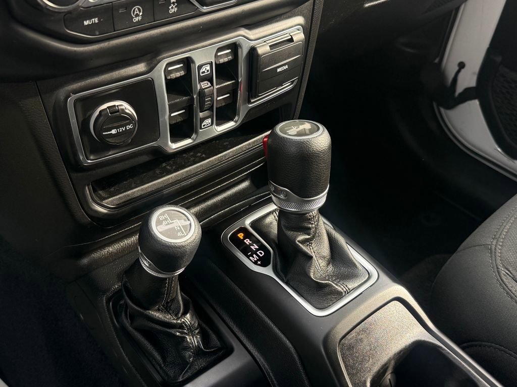 Used 2021 Jeep Wrangler Unlimited Sport image 26