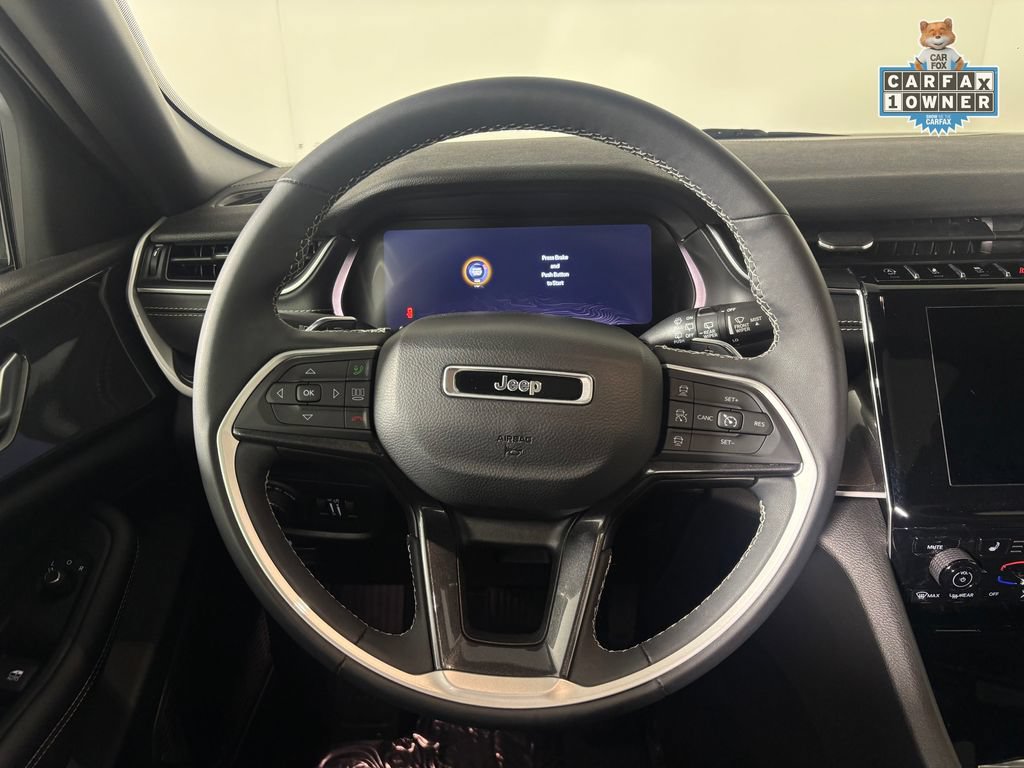 Used 2023 Jeep Grand Cherokee L Laredo AWD/4WD image 19