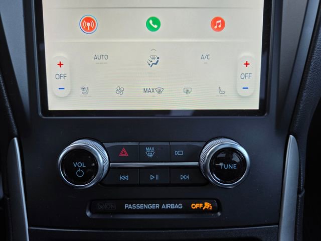 Used 2024 Ford Edge ST-Line image 19