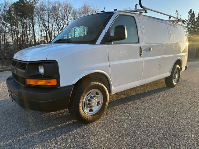 Used 2015 Chevrolet Express 2500 RWD image 1