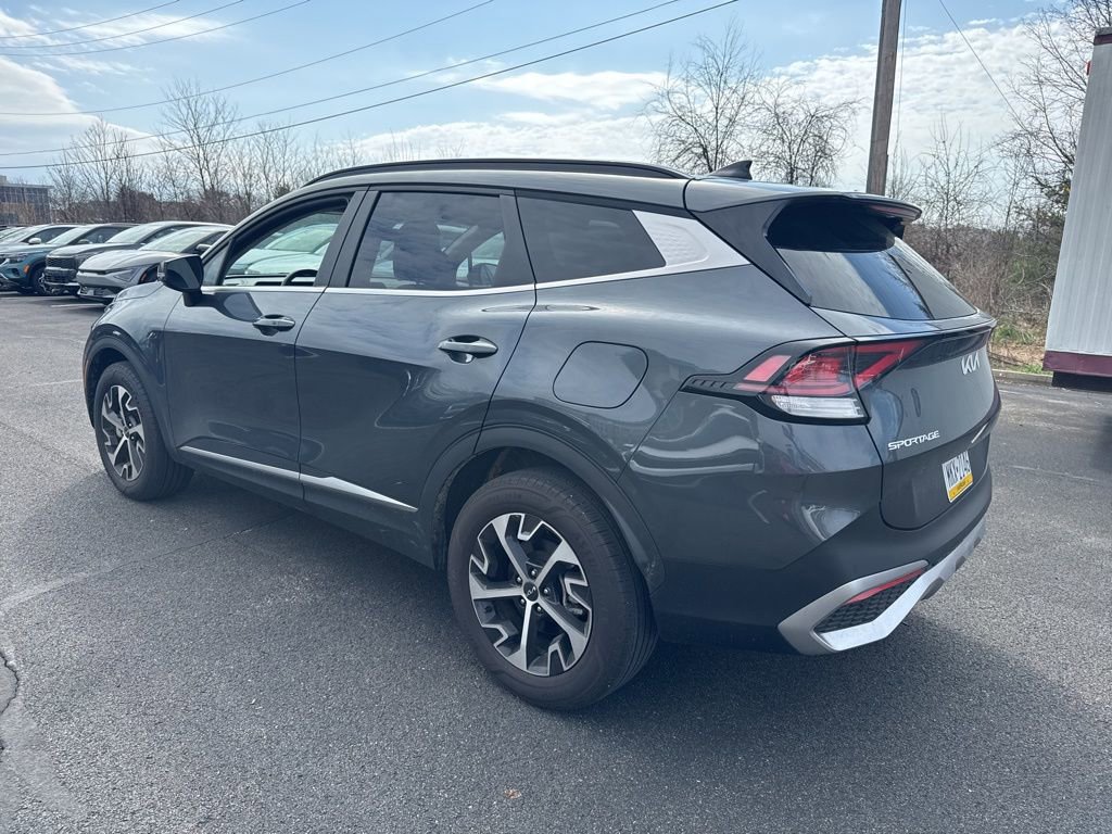 Certified 2024 Kia Sportage EX w/ EX Premium Package image 4