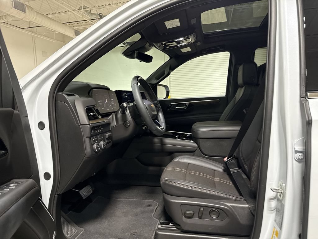 New 2026 Chevrolet Tahoe High Country AWD/4WD image 21
