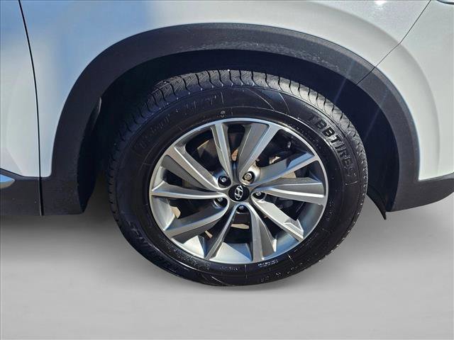 Used 2019 Hyundai Santa Fe SEL image 9