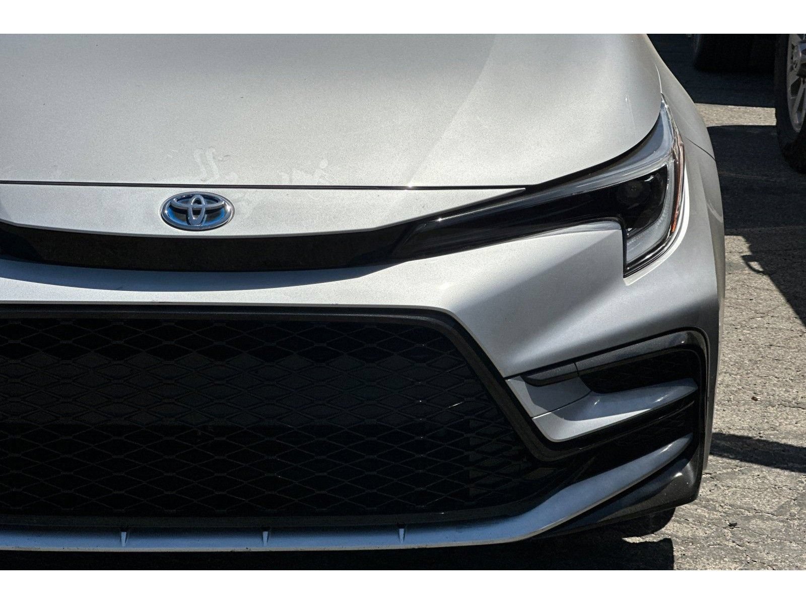 Used 2023 Toyota Corolla SE w/ Carpet Mat Package (TMS) FWD image 10