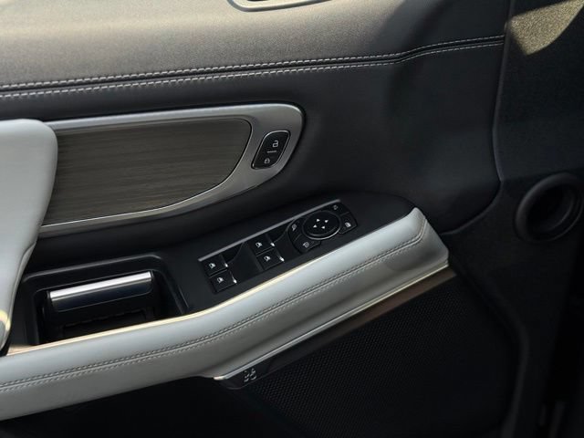 Certified 2025 Ford Expedition Platinum AWD/4WD image 38
