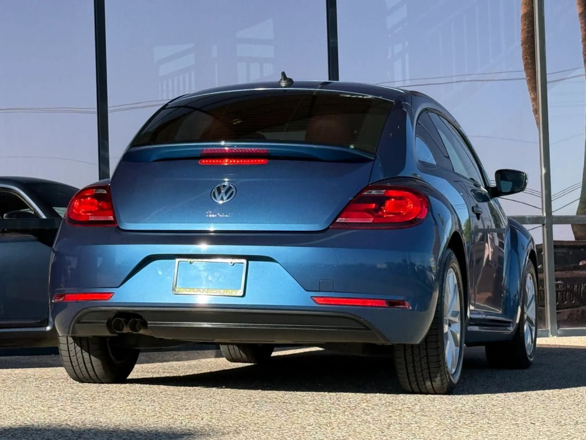 Used 2017 Volkswagen Beetle 1.8T S FWD image 11