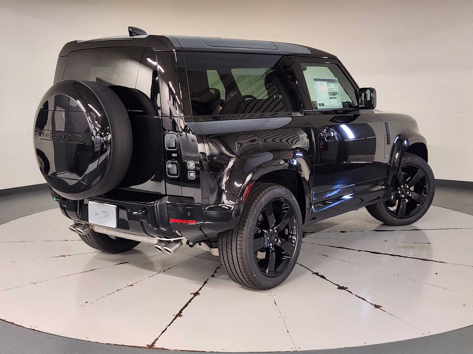 New 2026 Land Rover Defender 90 V8 AWD/4WD image 2