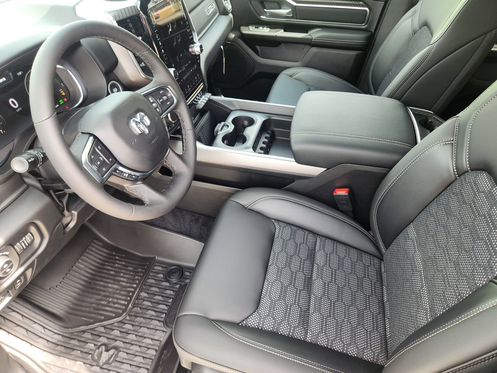 New 2026 RAM 1500 Lone Star AWD/4WD image 13