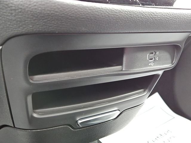 New 2026 Chrysler Pacifica Select FWD image 47