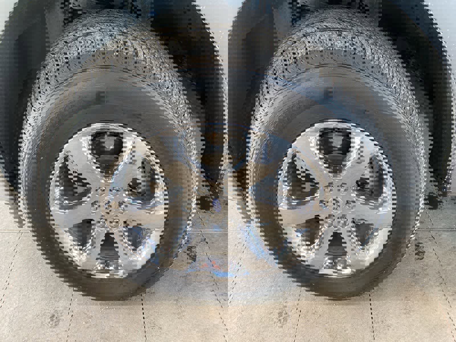 Used 2023 Ford F150 Lariat w/ Equipment Group 502A High image 9