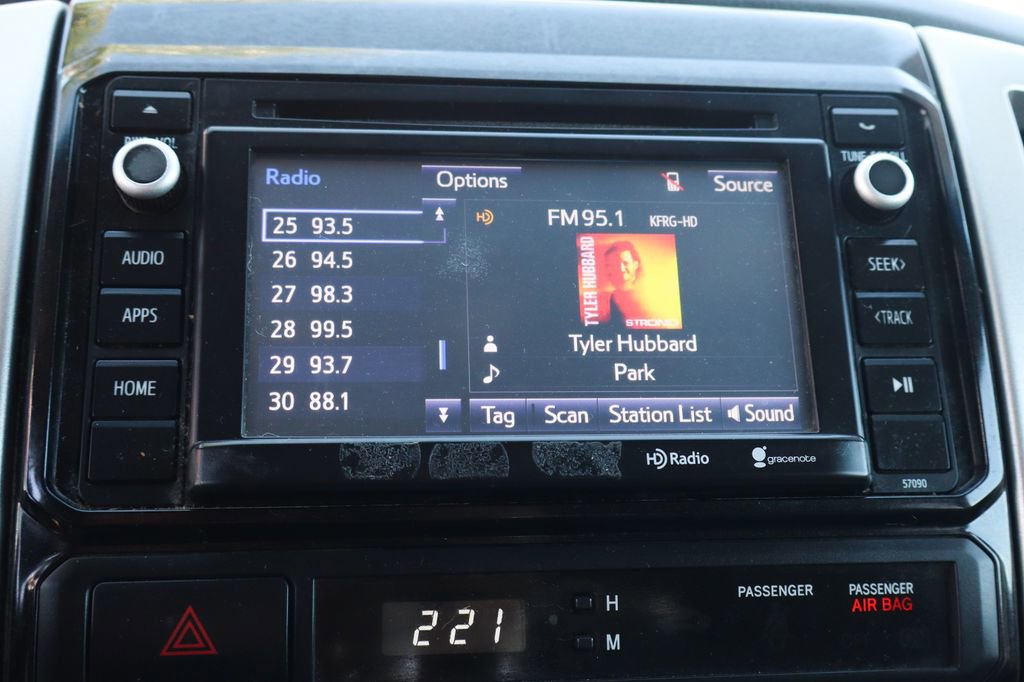 Used 2014 Toyota Tacoma 4x4 Double Cab w/ TRD Off-Road Package image 29