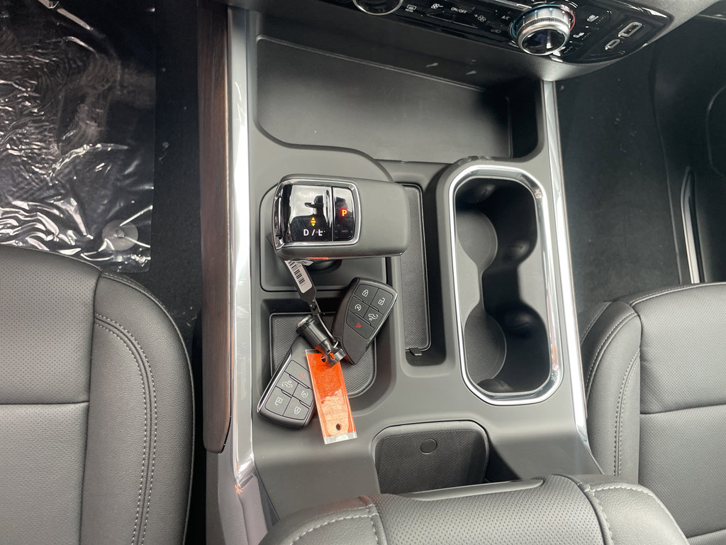 New 2026 GMC Sierra 1500 SLT w/ SLT Premium Package image 15