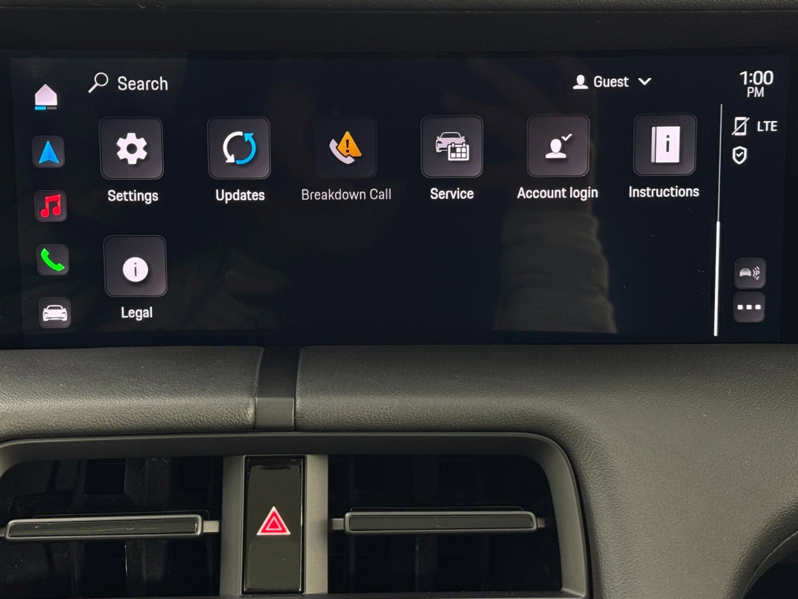 Used 2023 Porsche Taycan 4S w/ Performance Package image 29