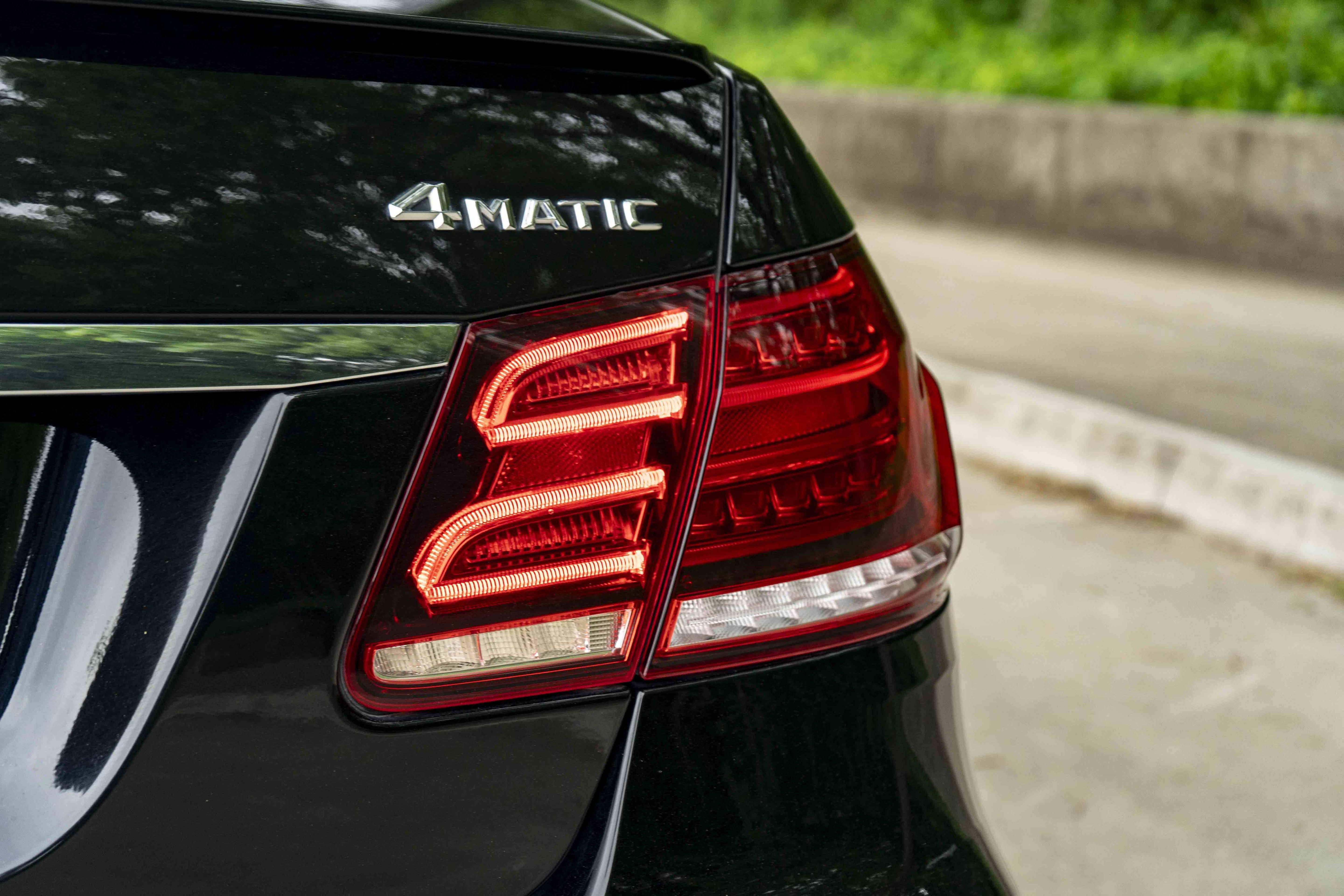 Used 2015 Mercedes-Benz E 350 4MATIC Sedan image 13
