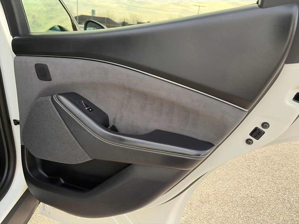 Used 2025 Ford Mustang Mach-E GT AWD/4WD image 35