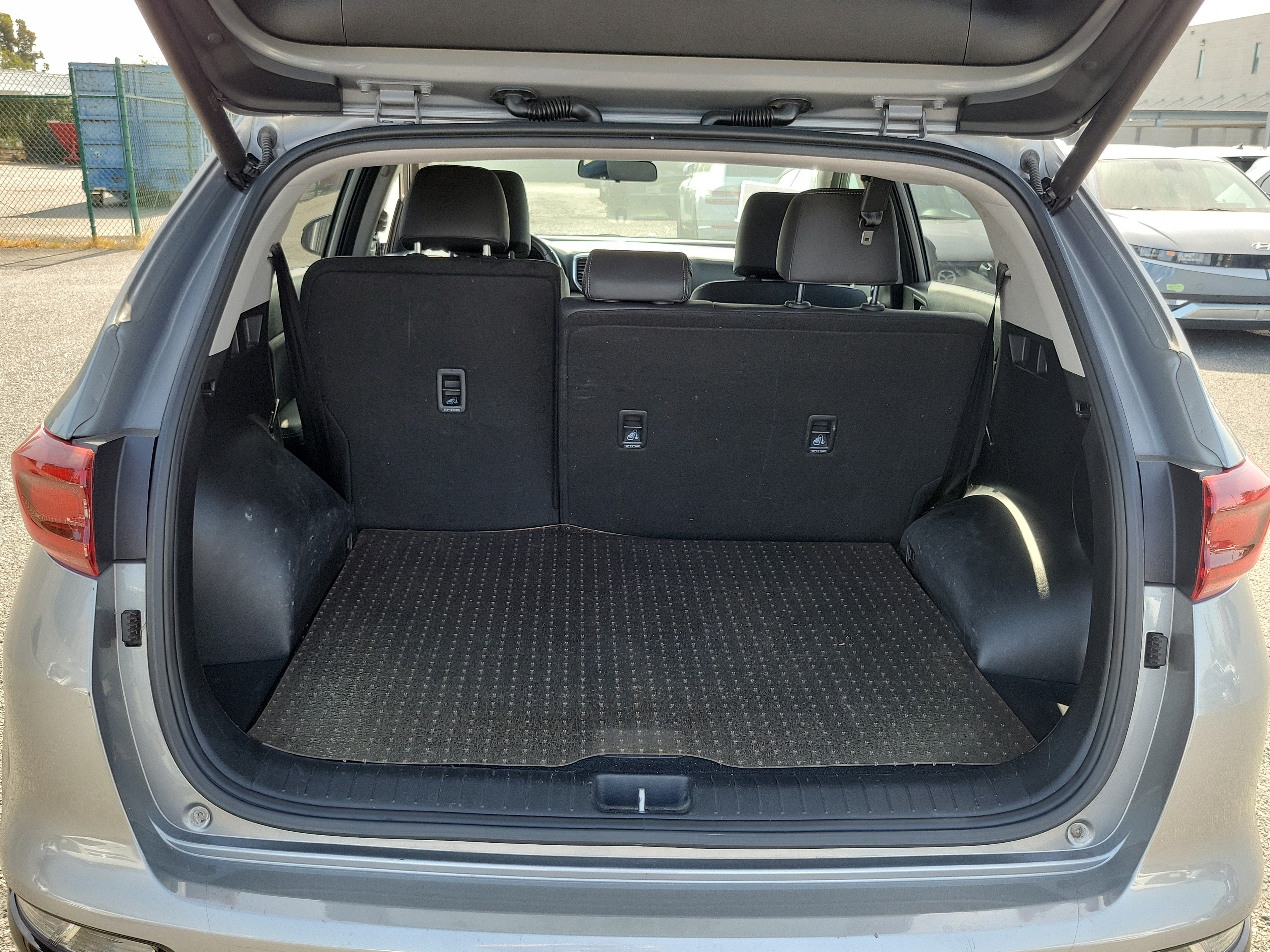 Used 2022 Kia Sportage EX FWD image 19