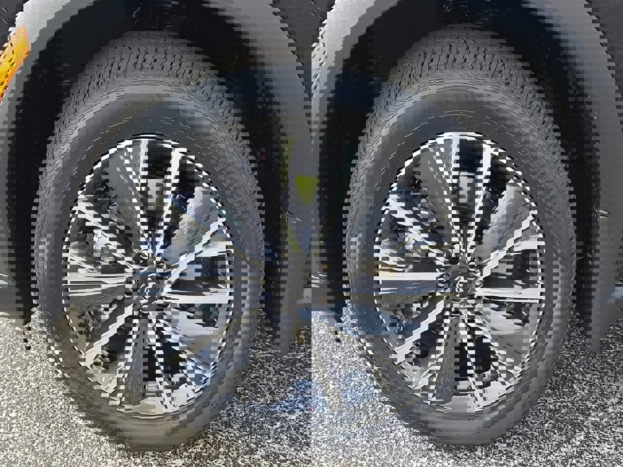 New 2026 INFINITI QX60 Luxe image 8