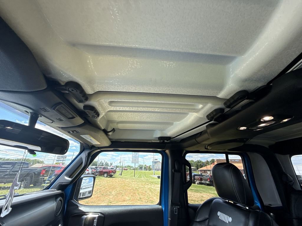 Used 2022 Jeep Gladiator Sport AWD/4WD image 31
