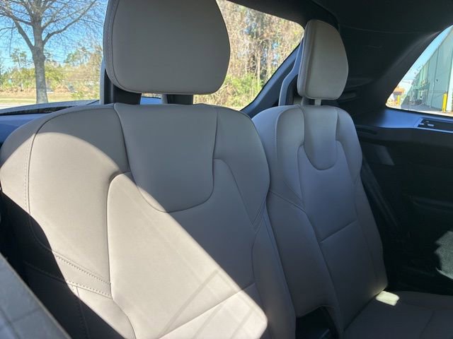 New 2026 Volvo XC90 B6 Plus w/ Protection Package Premier AWD/4WD image 26