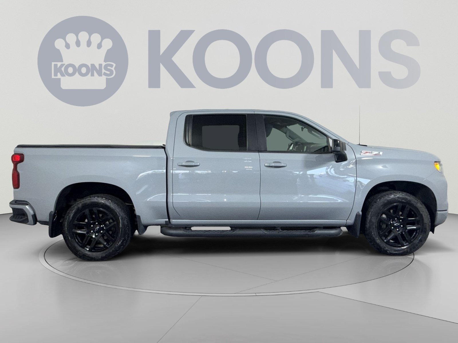 Used 2024 Chevrolet Silverado 1500 RST AWD/4WD image 8