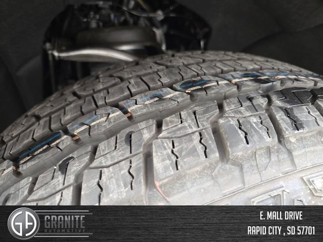 New 2026 GMC Yukon AT4 image 28