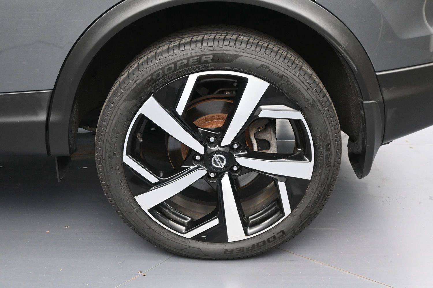 Certified 2021 Nissan Rogue Sport SL w/ Premium Package AWD/4WD image 12