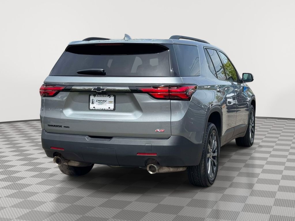 Used 2023 Chevrolet Traverse RS AWD/4WD image 4