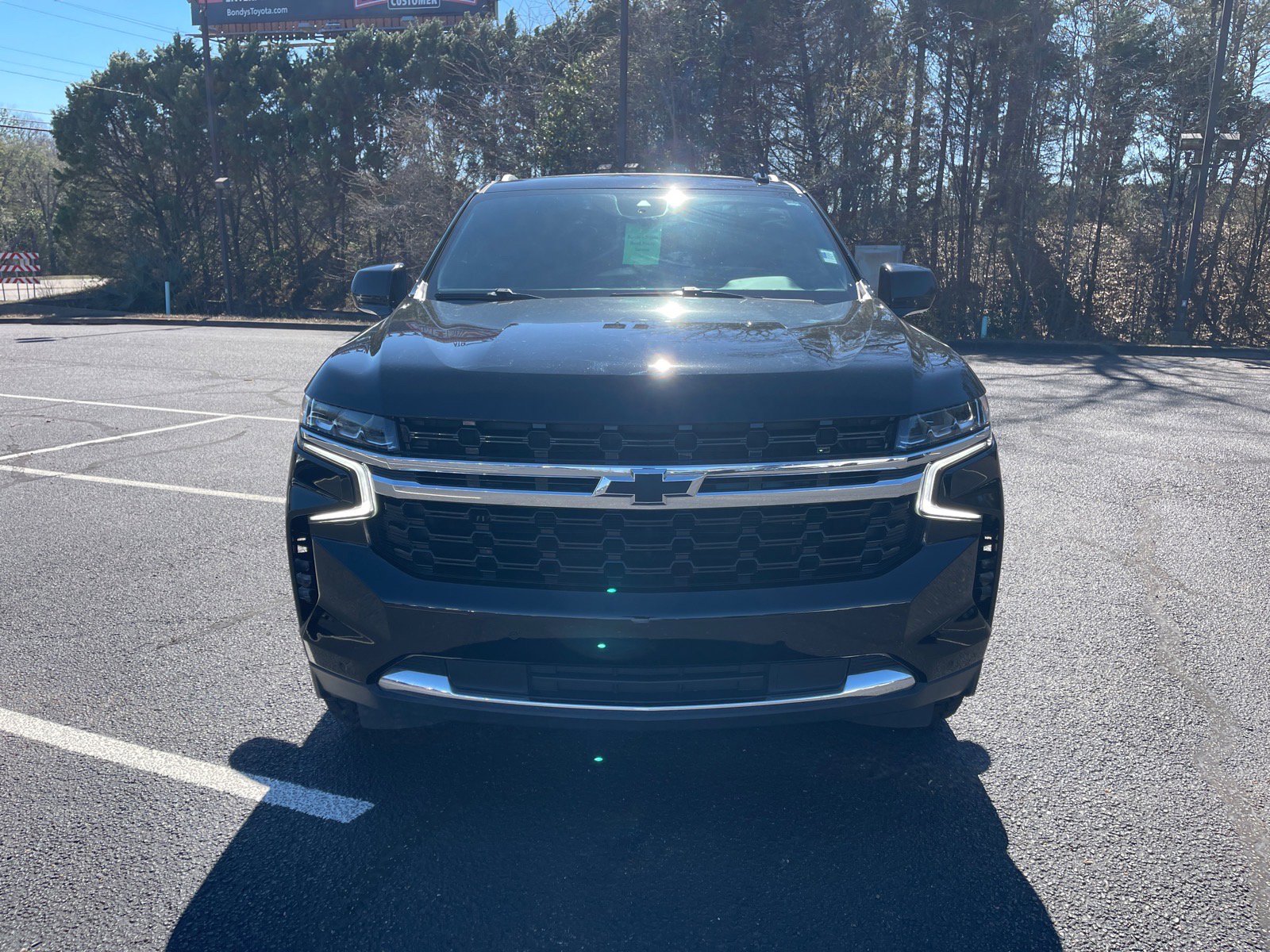 Used 2023 Chevrolet Tahoe LS image 2