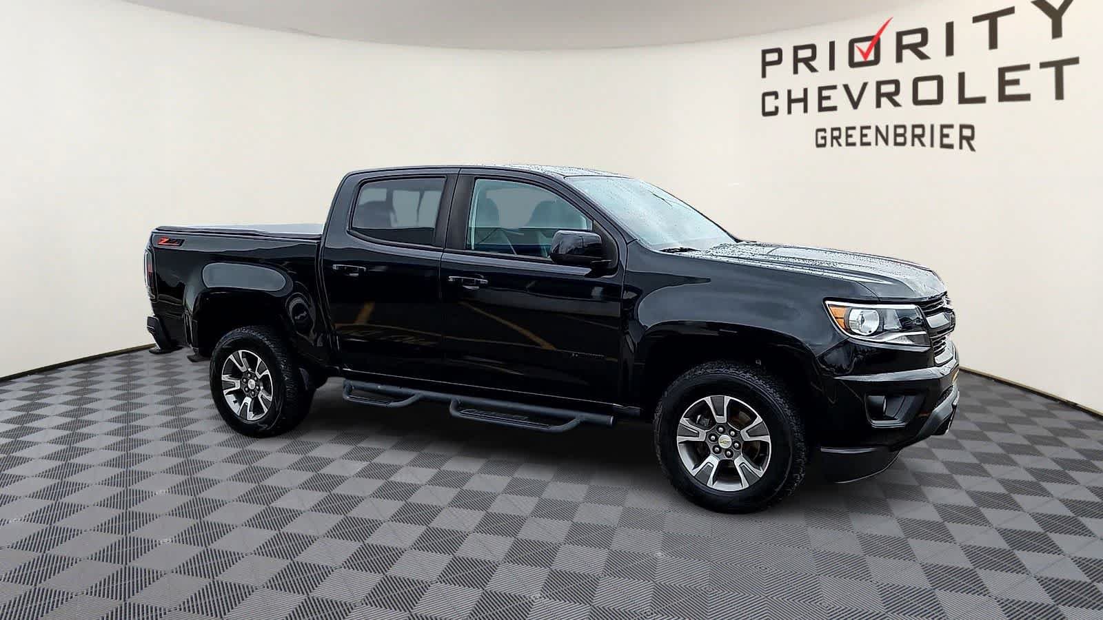 Used 2019 Chevrolet Colorado Z71 AWD/4WD image 2