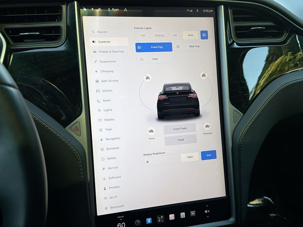 Used 2018 Tesla Model X 75D AWD/4WD image 16