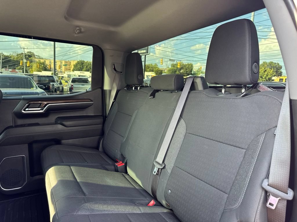 Used 2023 Chevrolet Silverado 1500 RST AWD/4WD image 27